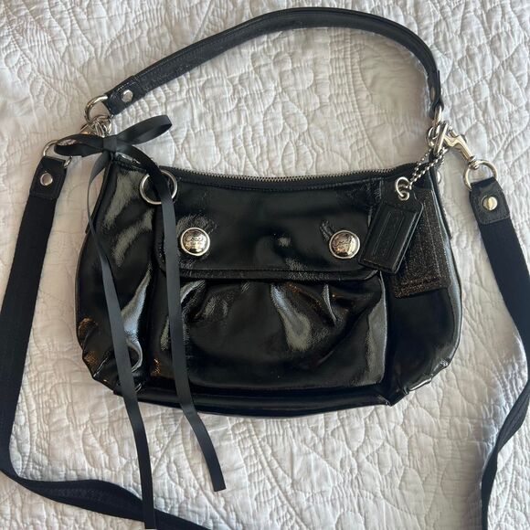 Coach Poppy Black Patent Leather Shoulder Bag/Crossbody Bag - Picture 2 of 15